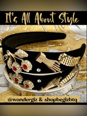 FROM NEW YORK PARIS IT’S ON  EVERYONE’S HEAD ✈️ “Dolce Gabbana Style PRICE FIRM